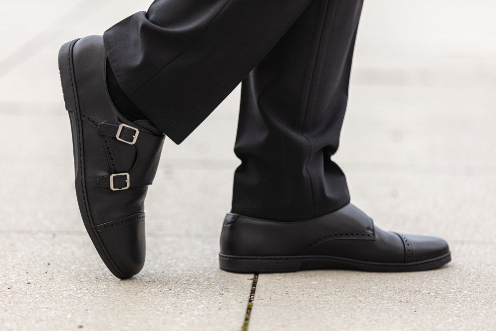 MONQ Captoe Black