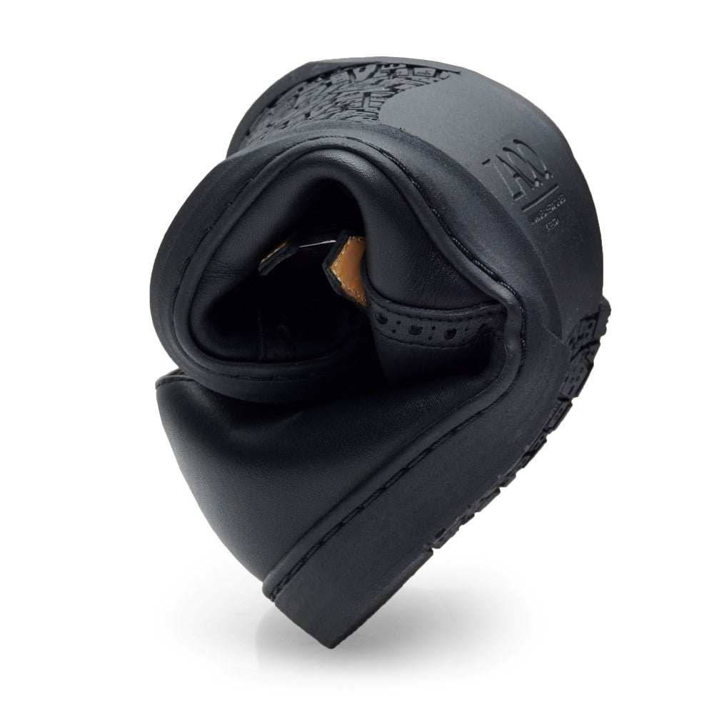 MONQ Captoe Black