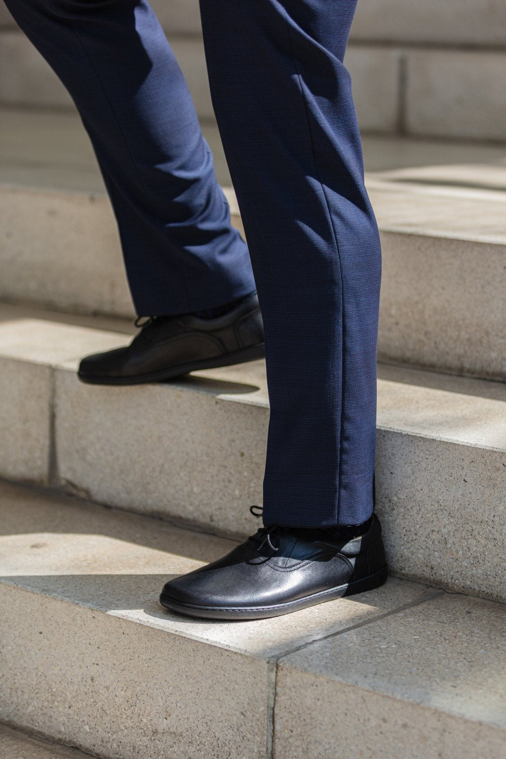 SEQUENT Black