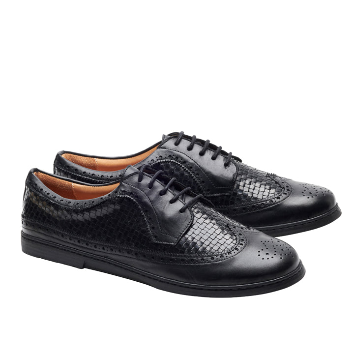 BRIQ Brogue Tresse Black